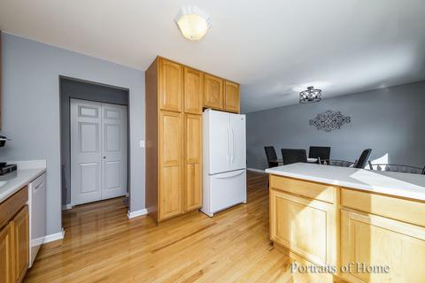264 Hood Ct, Bartlett, IL 60103 photo 9