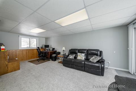 264 Hood Ct, Bartlett, IL 60103 photo 14