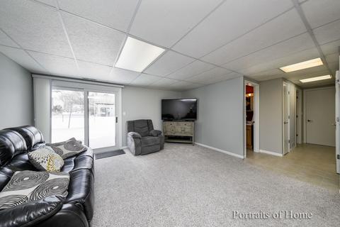 264 Hood Ct, Bartlett, IL 60103 photo 16