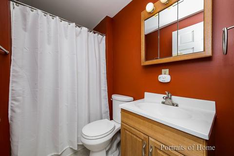 264 Hood Ct, Bartlett, IL 60103 photo 17