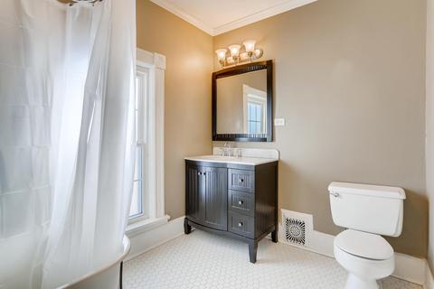 204 E Franklin St, Wheaton, IL 60187 photo 19