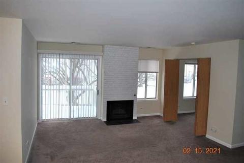 342 Springlake Ln #D, Aurora, IL 60504 photo 6