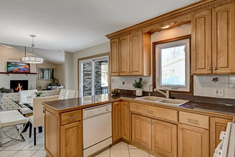 871 Schultz St, Lemont, IL 60439 photo 11