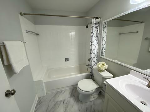 2210 Clifton Pl, Hoffman Estates, IL 60169 photo 17