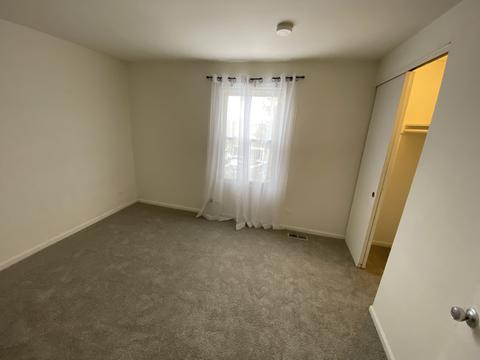 2210 Clifton Pl, Hoffman Estates, IL 60169 photo 16