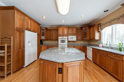 109 Willow St, Inverness, IL 60010 photo 5