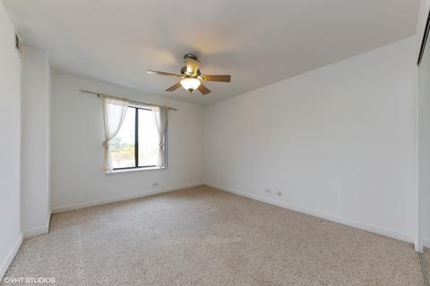 5400 Astor Ln #213, Rolling Meadows, IL 60008 photo 10