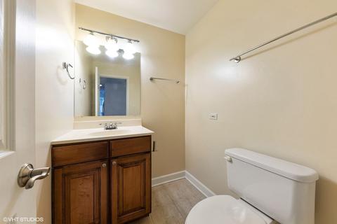 5400 Astor Ln #213, Rolling Meadows, IL 60008 photo 12