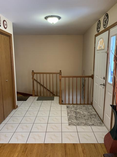 7713 W 83rd St, Bridgeview, IL 60455 photo 5