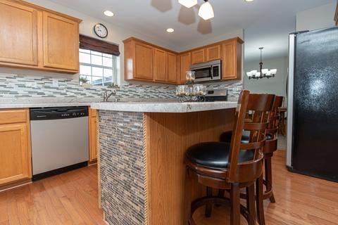 640 Maplewood Dr, Minooka, IL 60447 photo 29