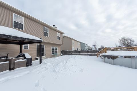 640 Maplewood Dr, Minooka, IL 60447 photo 4