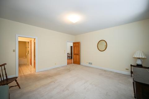 810 Pinegrove Ct, Wheaton, IL 60187 photo 15