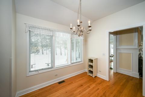 810 Pinegrove Ct, Wheaton, IL 60187 photo 9