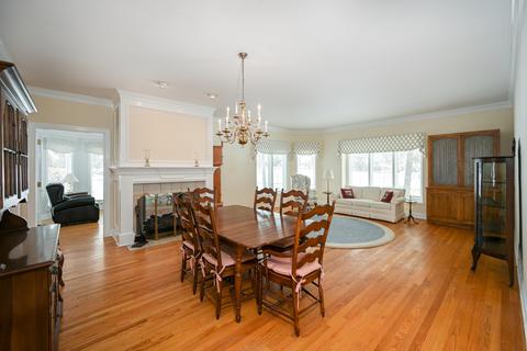 810 Pinegrove Ct, Wheaton, IL 60187 photo 13