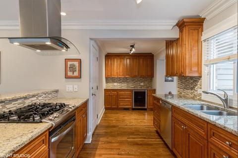 1315 Hackberry Rd, Deerfield, IL 60015 photo 6