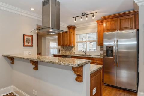 1315 Hackberry Rd, Deerfield, IL 60015 photo 5