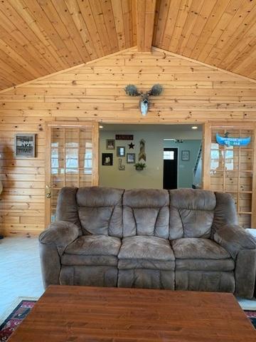 706 E Grant St, Watseka, IL 60970 photo 17