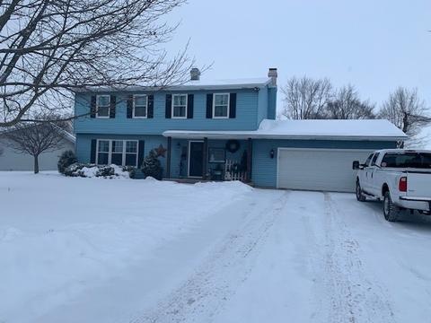 706 E Grant St, Watseka, IL 60970 photo 1