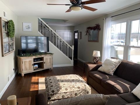 706 E Grant St, Watseka, IL 60970 photo 5