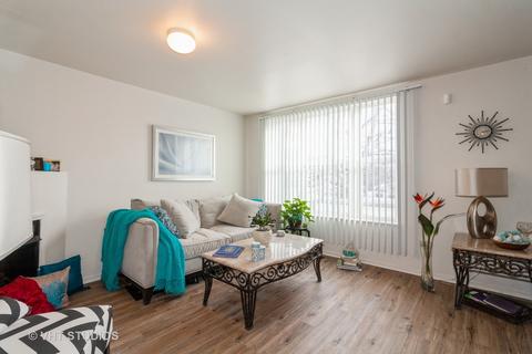 1328 E 63rd St, Chicago, IL 60637 photo 3