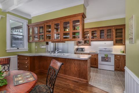1104 E Jefferson St, Bloomington, IL 61701 photo 19