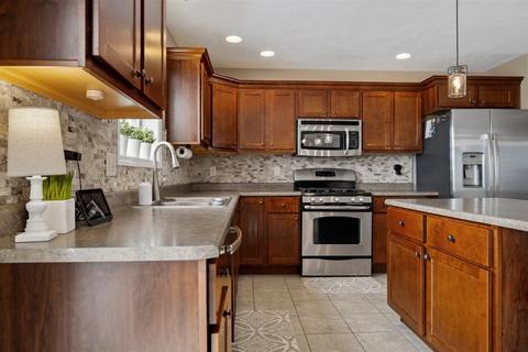 1727 Flagstone Dr, Normal, IL 61761 photo 11