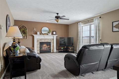 1727 Flagstone Dr, Normal, IL 61761 photo 9