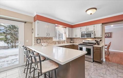 53 Mohawk St, Cary, IL 60013 photo 16