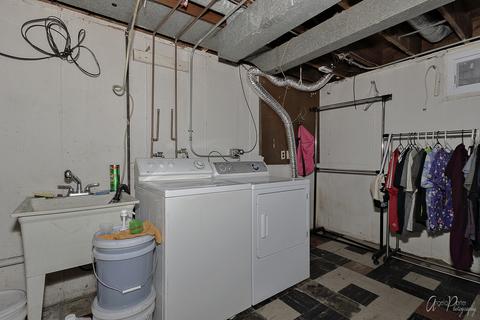 725 Bent St, Elgin, IL 60120 photo 24