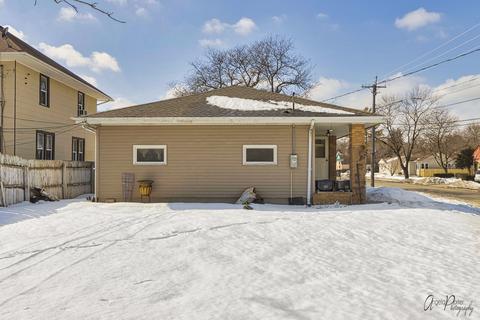 725 Bent St, Elgin, IL 60120 photo 28