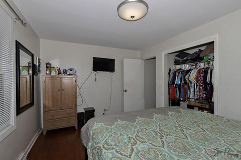 725 Bent St, Elgin, IL 60120 photo 8
