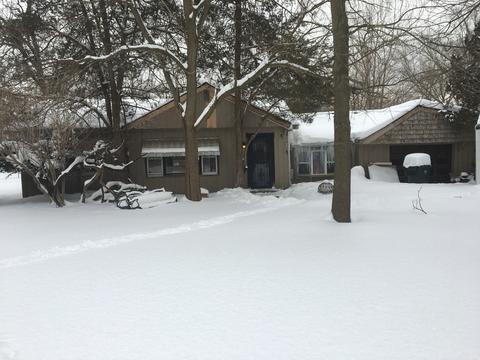 8921 Elm Ave, Burr Ridge, IL 60527 photo 1