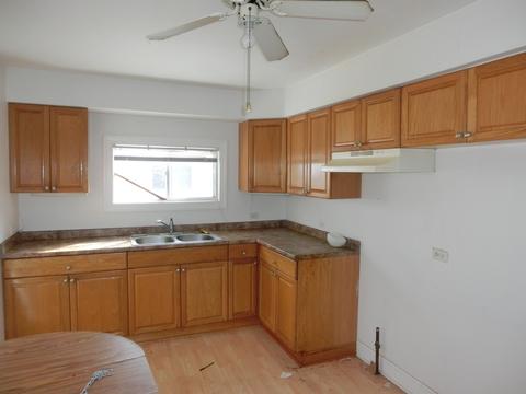 16149 Cambridge Dr, Markham, IL 60428 photo 3