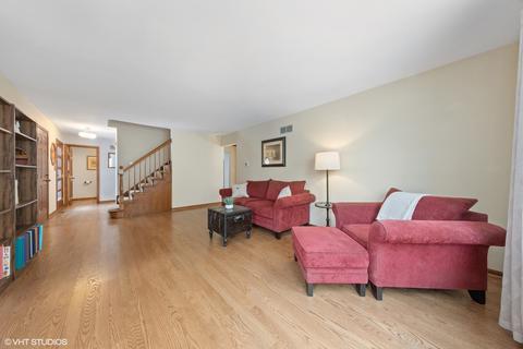 1504 Pershing Ave, Wheaton, IL 60189 photo 7