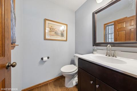 1504 Pershing Ave, Wheaton, IL 60189 photo 8