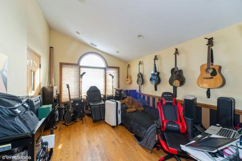 3354 N Oleander Ave, Chicago, IL 60634 photo 4