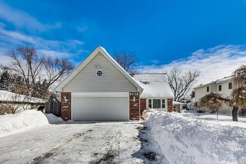 2253 Webster Ln, Des Plaines, IL 60018 photo 1