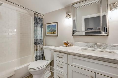 1400 Avery Ave, Wheaton, IL 60187 photo 21