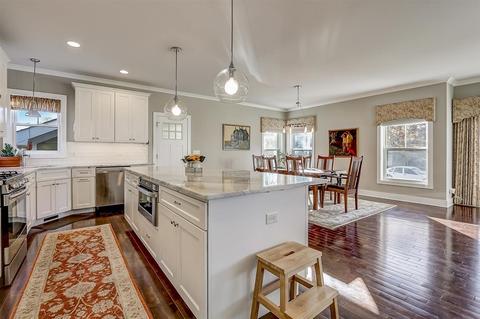 1400 Avery Ave, Wheaton, IL 60187 photo 3