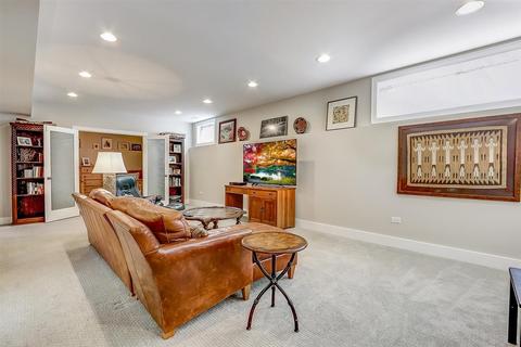 1400 Avery Ave, Wheaton, IL 60187 photo 25