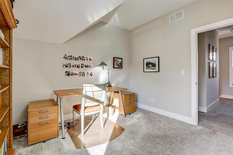 1400 Avery Ave, Wheaton, IL 60187 photo 20