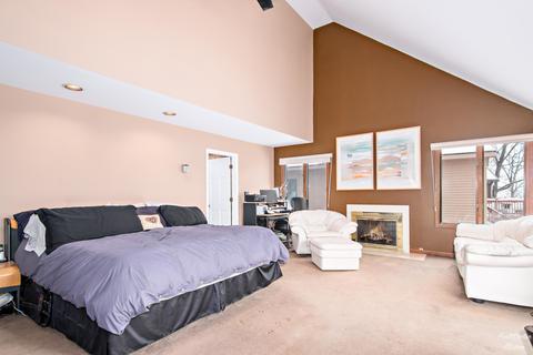 1112 Gulf Keys Rd, Elgin, IL 60120 photo 11