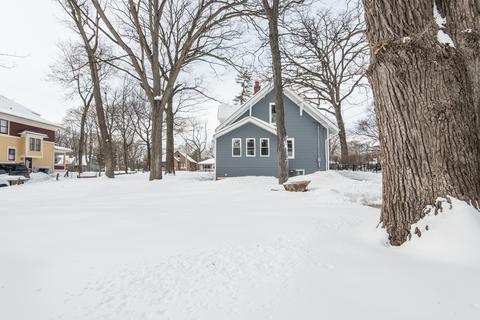 145 N Hickory Ave, Bartlett, IL 60103 photo 2