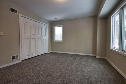 7806 W 82nd Pl, Bridgeview, IL 60455 photo 11