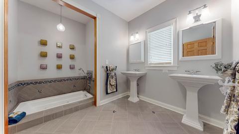 1575 Orchard Rd, Wheaton, IL 60189 photo 15
