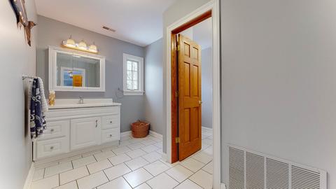 1575 Orchard Rd, Wheaton, IL 60189 photo 32