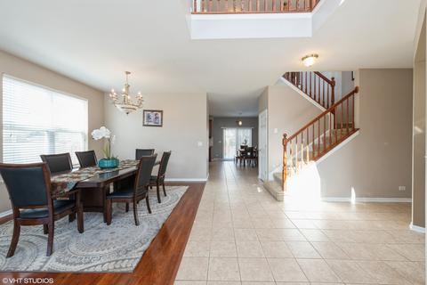 300 Sonora Dr, Elgin, IL 60123 photo 3