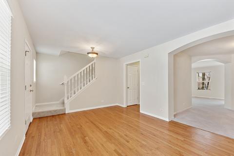 730 Cooper Ct E, Aurora, IL 60504 photo 5