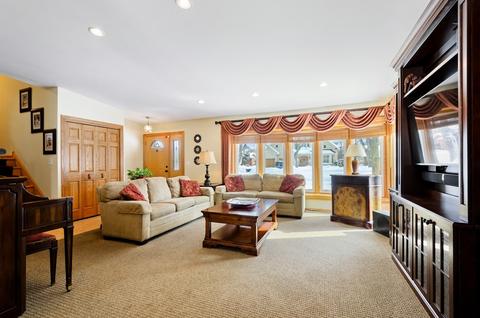 520 Elm St, Glenview, IL 60025 photo 4
