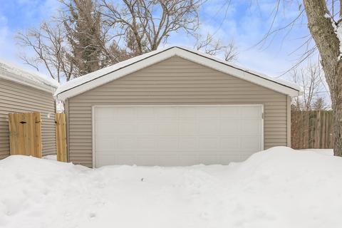 147 Iris Rd, Darien, IL 60561 photo 16